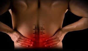 Захващане на нерва в гръдния кош и други части на гръбначния стълб е основният провокиращ болка в гърба
