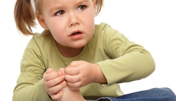 Симптоми и лечение на ревматоиден артрит при деца