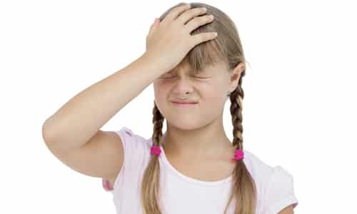 Главоболие и повръщане при детето: основните причини