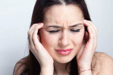 Какво може да бъде взето от главоболие по време на кърменето?