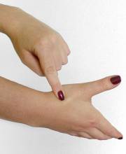 Защо ставите на палеца болка и как да се справят с него
