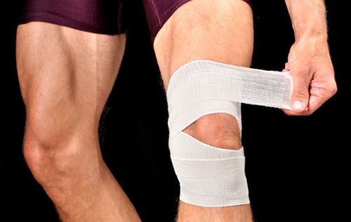 Болка в коленете при клекнал или изправен
