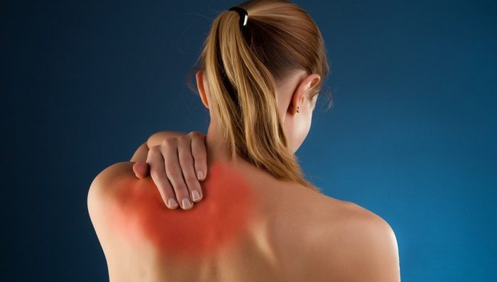 Болка под левия гърди: причина, симптоми и корекция на това състояние