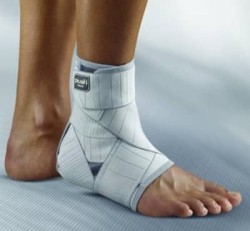 Разтягане на краката на крака: причини, симптоми и лечение