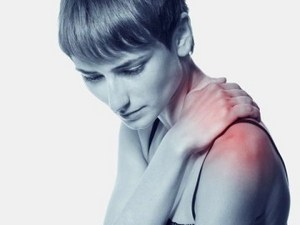 Тендонит на раменната става: причини, признаци и лечение на това заболяване