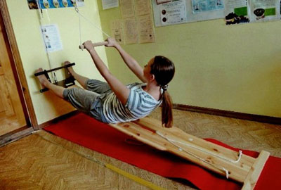 Упражнения за гръбначния стълб с херния в долната част на гърба