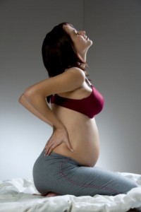 Болка в гърба по време на бременност в третия триместър