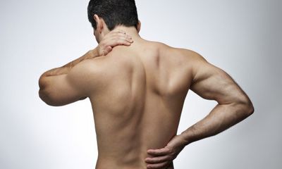 Болката в гърба може да включва треска