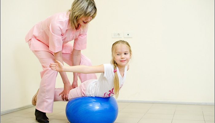 Упражненията упражняват нарушение на позата при деца