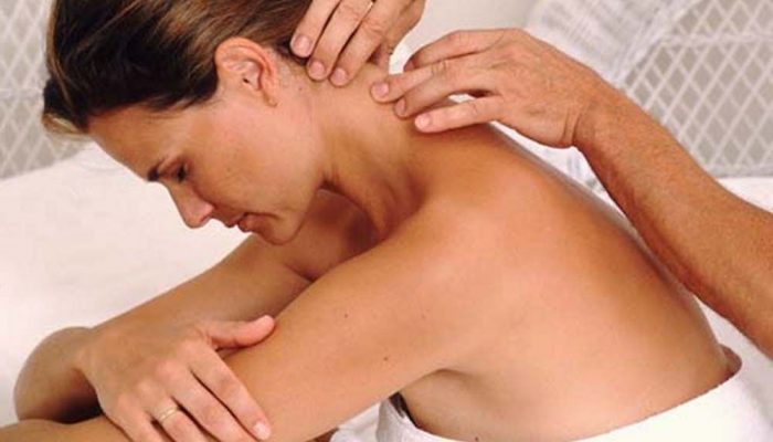 Как да направите цервикален масаж?