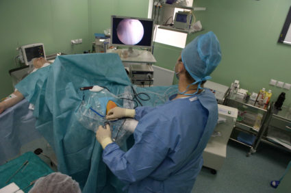 Артроскопия на коляното: Характеристики на провеждането, възстановяването и рехабилитацията