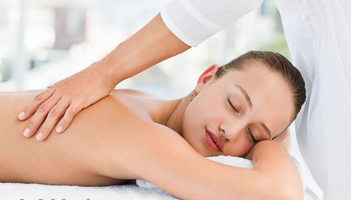 Терапевтичен масаж за гърба