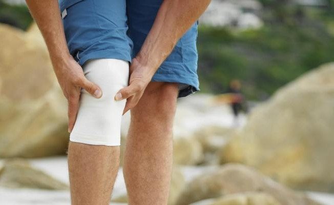 Ходене на коленете с артроза: добро или лошо?