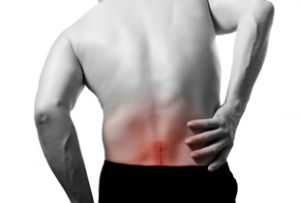 Какво причинява болка в долната част на гърба