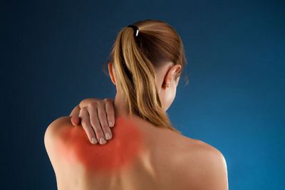 Болка в гърба, която се дава на рамото