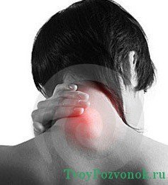 Симптомите на остеохондрозата на шийния гръбначен стълб