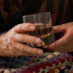 Алкохол и ревматоиден артрит: съвместимост и въздействие