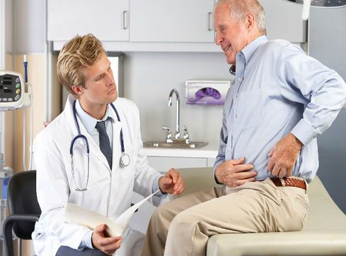 Кой лекар лекува гръбначния стълб?