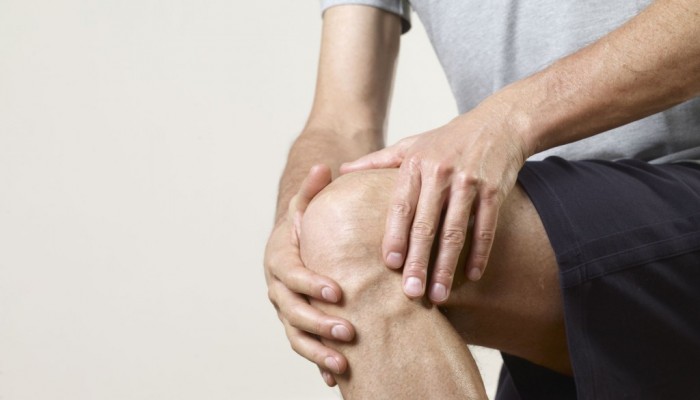 Трудност огъване и огъване на коляното: причини