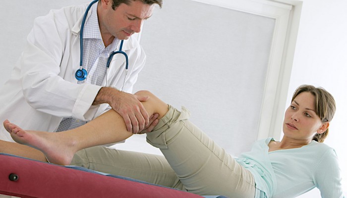 Болка в коляното с флексия и удължаване: причини, лечение