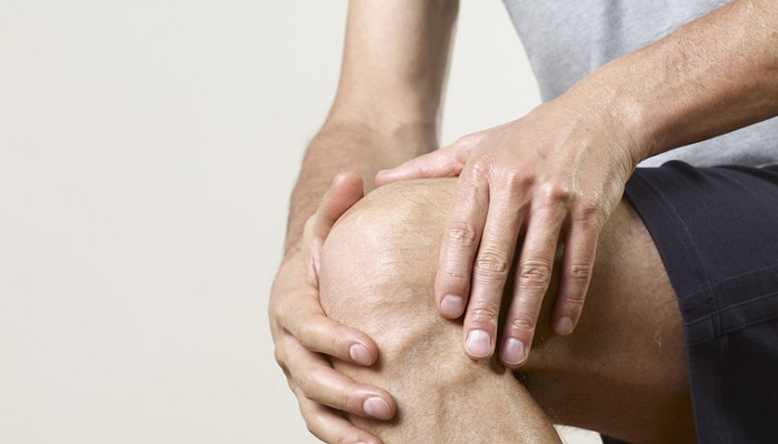Болка в коленете: как да се отървете?
