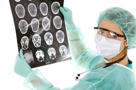 Колко души живеят след операцията за премахване на доброкачествен или злокачествен тумор на мозъка?