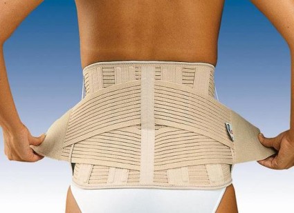 Допълнителна защита на гръбначния стълб или специалния корсет