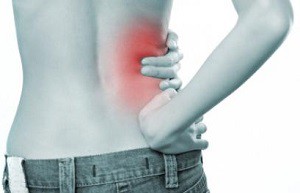 Болка в стомаха дава на гърба: какво показва и какво да прави?