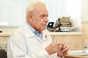 Лечение на остеохондрозата според Neumyvakin - характеристики на метода