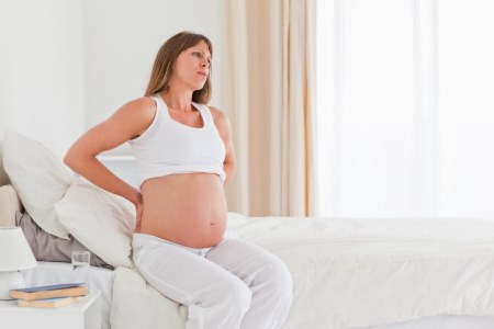 Симптоми и лечение на остеохондроза по време на бременност и след раждане