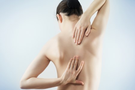 Признаци, симптоми и лечение на гръдна хондроза