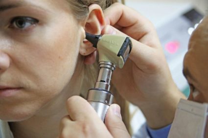 Причини и методи за лечение на шум в главата и ушите