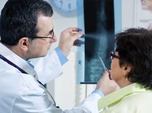 Херния на гръдната част на гръбнака: причини, симптоми и методи на лечение