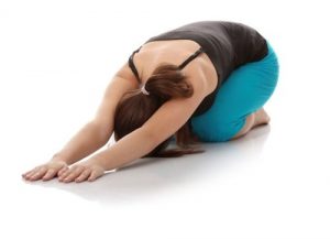 Възможно ли е да практикувате йога с херния на гръбначния стълб?