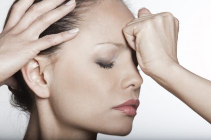 Защо има болки в тилната част на главата и как да се справят с техните прояви?