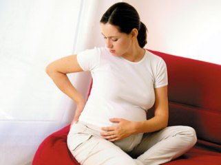 Болка в лумбалния регион на бременността