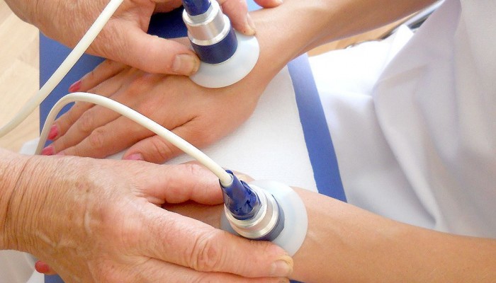 Болка и подуване на ставите на пръстите: методите на лечение