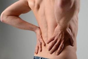 Болка в гърба след вдигане на гравитацията: как да се лекува и как да се предпазите