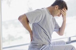 Какво крие комбинацията от болка в гърба и повишена температура