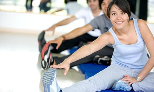Упражнения по медицинска гимнастика и комплекси на тренировъчна терапия с коксартроза на тазобедрената става