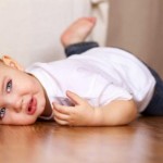 Защо коленете болка в детето: причините за болки в ставите при юношите