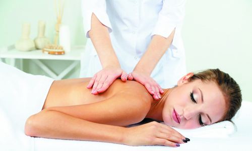 Какво представлява класическият терапевтичен масаж за възрастни и деца?