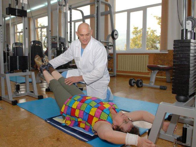 Лечение на коксартроза по метода на Бубновски: упражнения за възстановяване на ставите